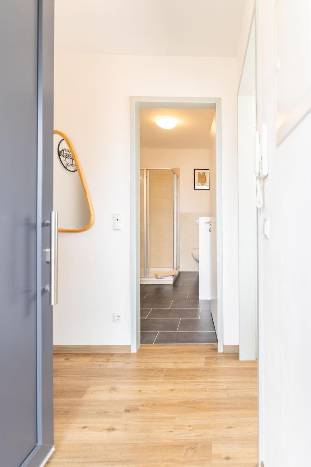 Modernes Apartment Mit Privatem Stellplatz Wenige Minuten Von Der Innenstadt & Mosel Coblenza Exterior foto
